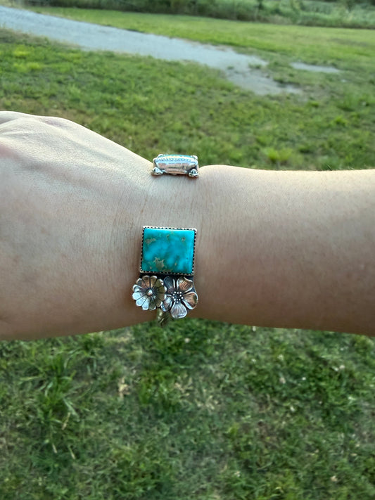 Makinna Cuff